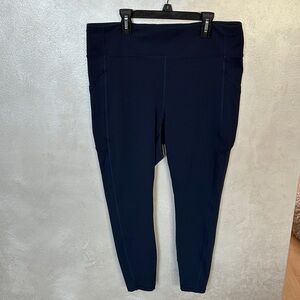 Lululemon Dark Blue Wunder Trainer leggings with pockets. No size tag read desc